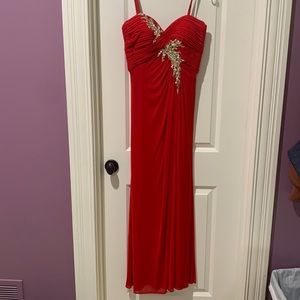 Red prom dress